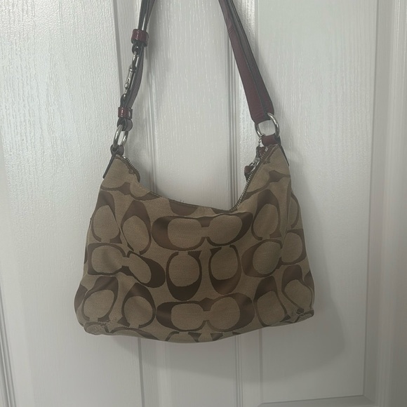 Coach purse - Picture 3 of 16